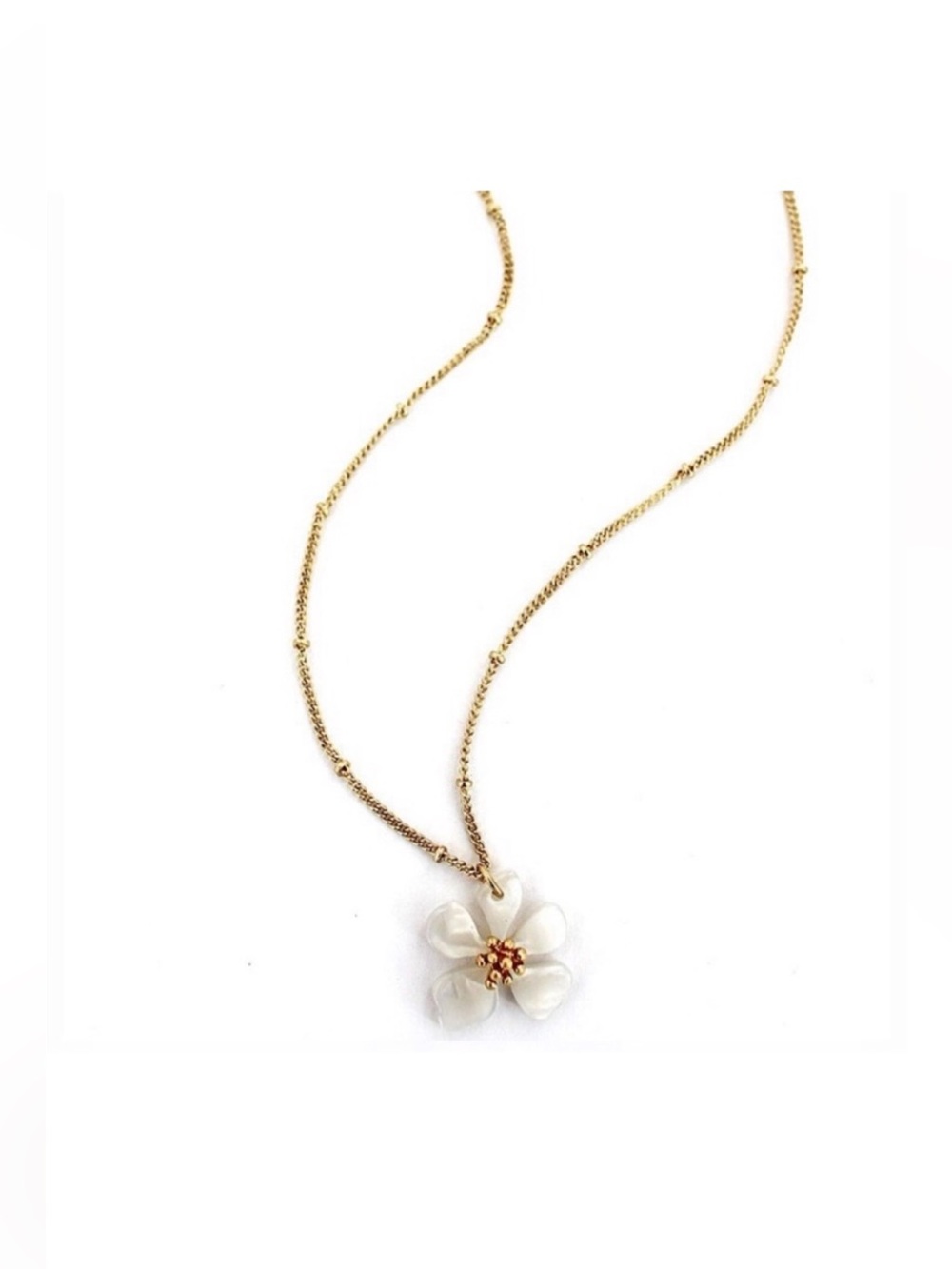 CLOSET CLEAR OUT! Ivory Flower Resin Pendant Necklace NWT